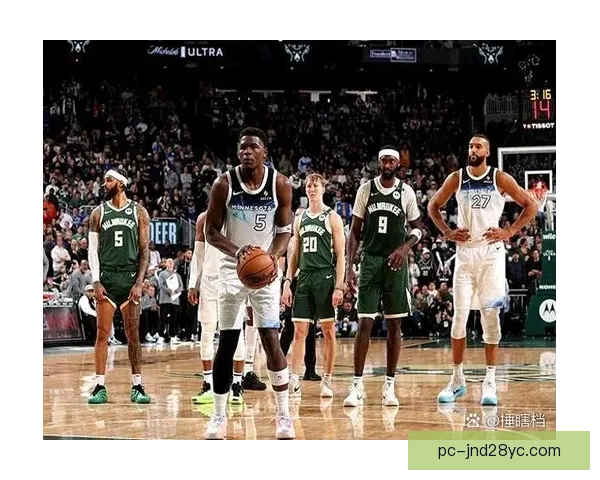 热火与马刺第七场巅峰对决：历史性的争夺与激烈角逐