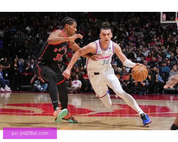 活塞大胜热火二十余分展现强势攻防统治力 活塞大胜热火二十余分展现强势攻防统治力